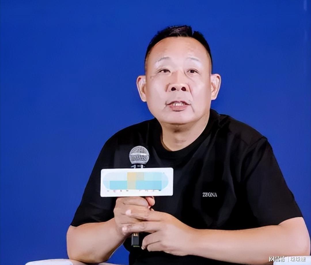 于东来:不要在我的评论区找工作于东来是一位企业家，他在商业领域有一定的知名度和影响力。关于他提到的不要在我的评论区找工作，可以理解为于东来不希望在他的社交媒体评论区中看到关于求职或招聘的评论。这可能是由于他希望评论区保持与他所分享的内容或观点相关，避免被其他不相关的内容占据。