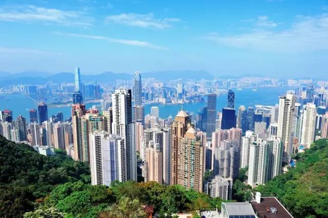 \"New Money\"涌入香港中环New Money涌入香港中环，探究金融新势力的崛起与影响