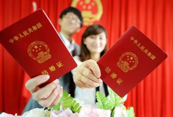 情侣结婚同居不领证 被判退24万彩礼情侣结婚同居不领证，被判退24万彩礼，深度解读背后的法律逻辑与文化考量