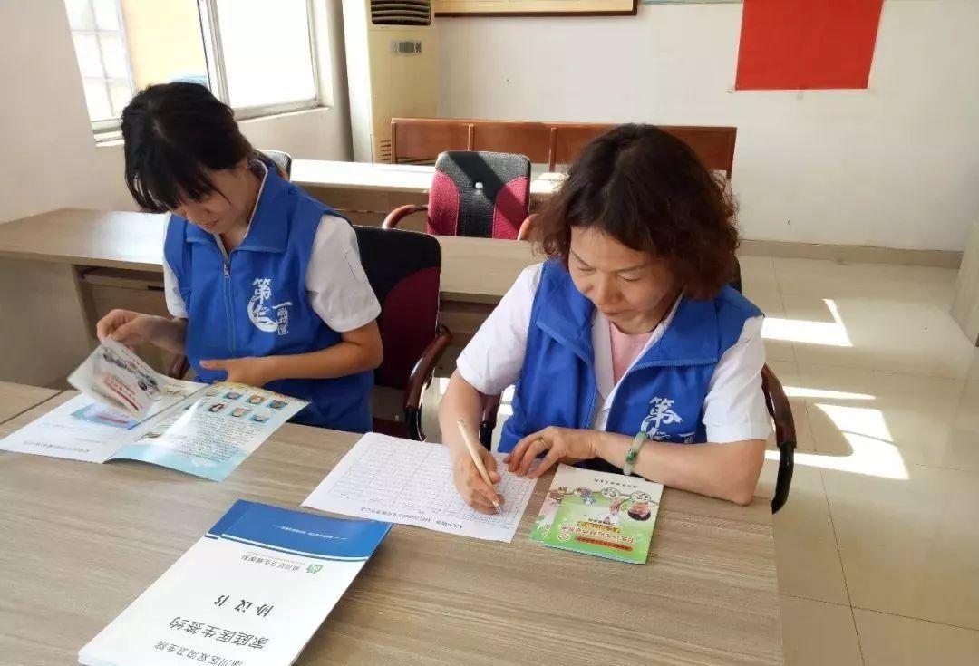 读村医能当正式医生吗?村医能否成为正式医生？解读农村医疗现状与未来