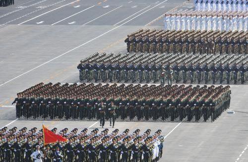 阅兵多个画面首次公开阅兵多个画面首次公开，荣耀与力量的展示