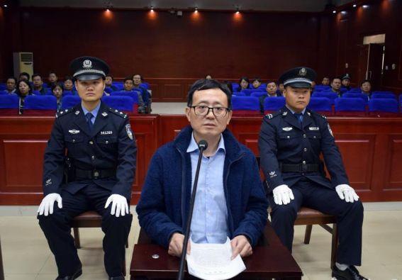 董事长和明星女友内幕交易被刑拘